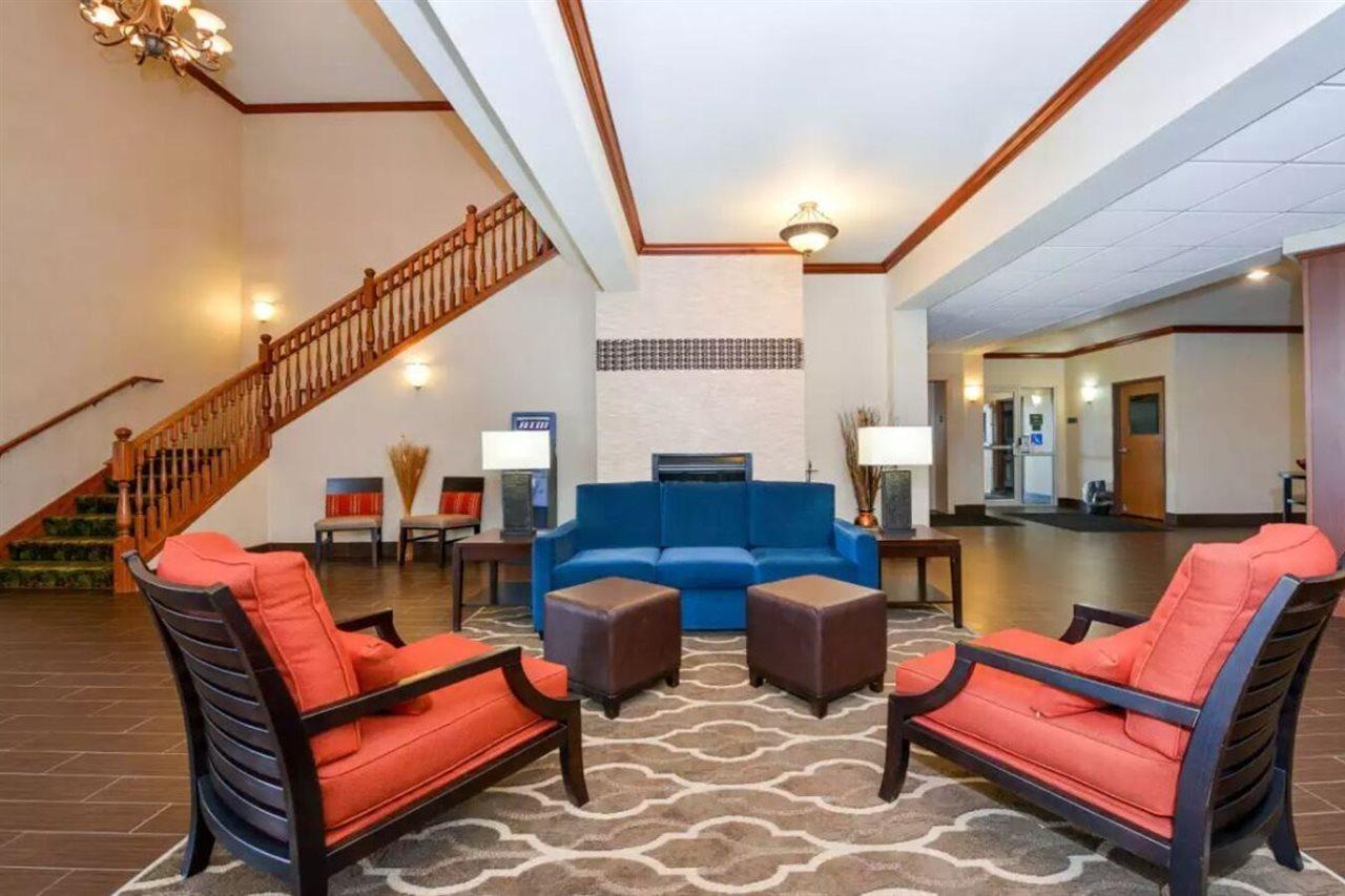 Comfort Inn & Suites Madison North Deforest Kültér fotó