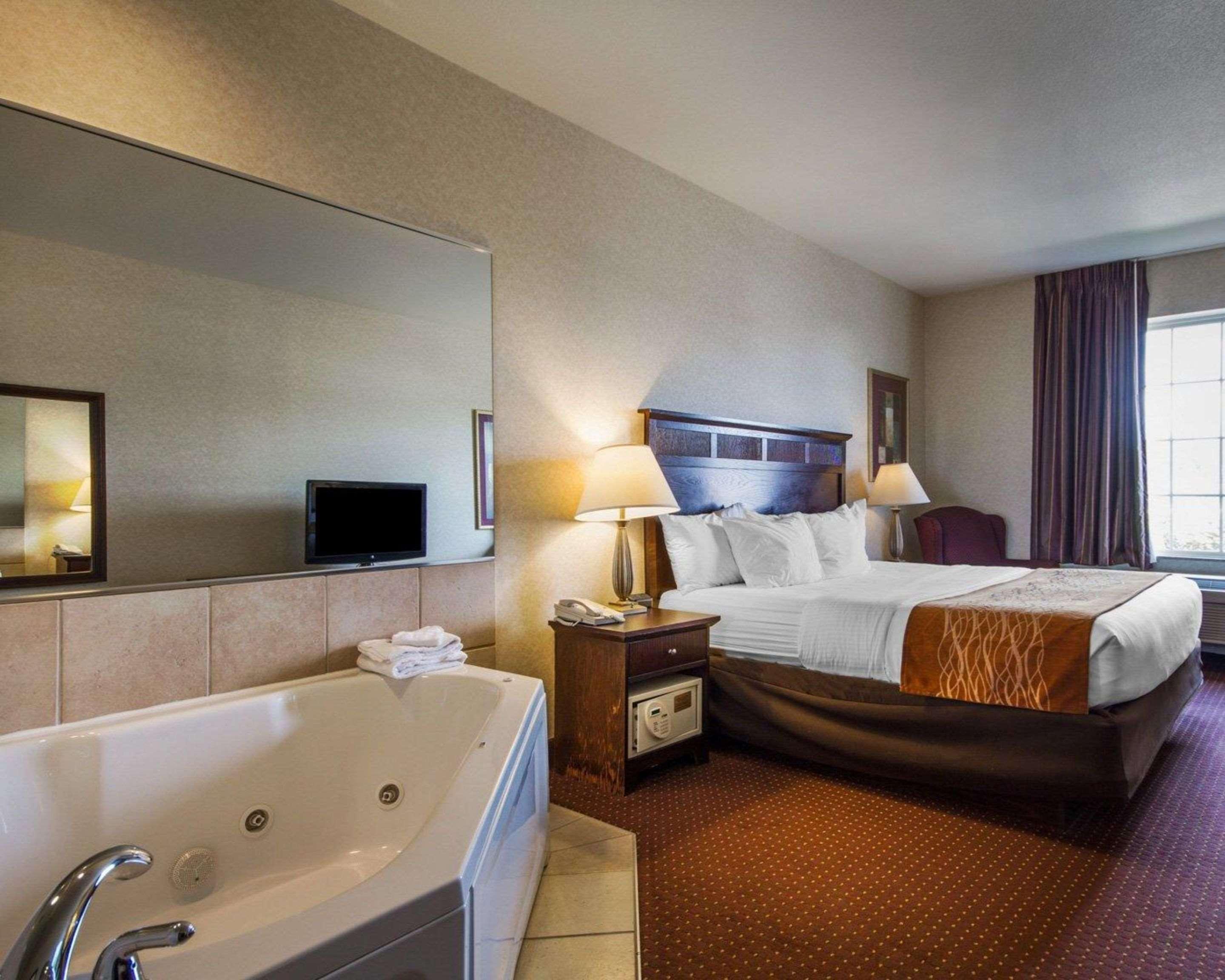 Comfort Inn & Suites Madison North Deforest Kültér fotó