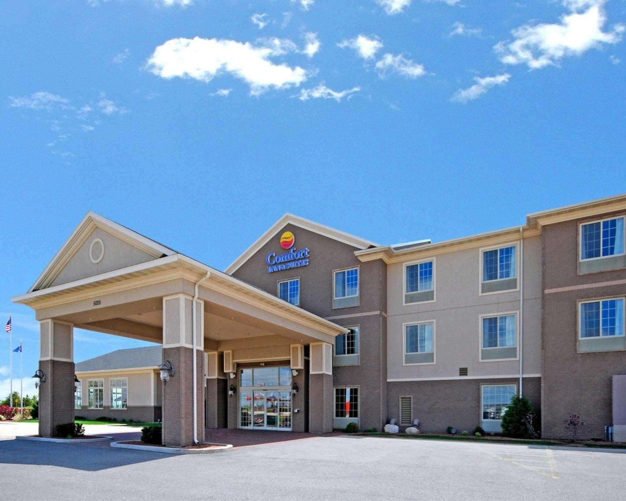 Comfort Inn & Suites Madison North Deforest Kültér fotó