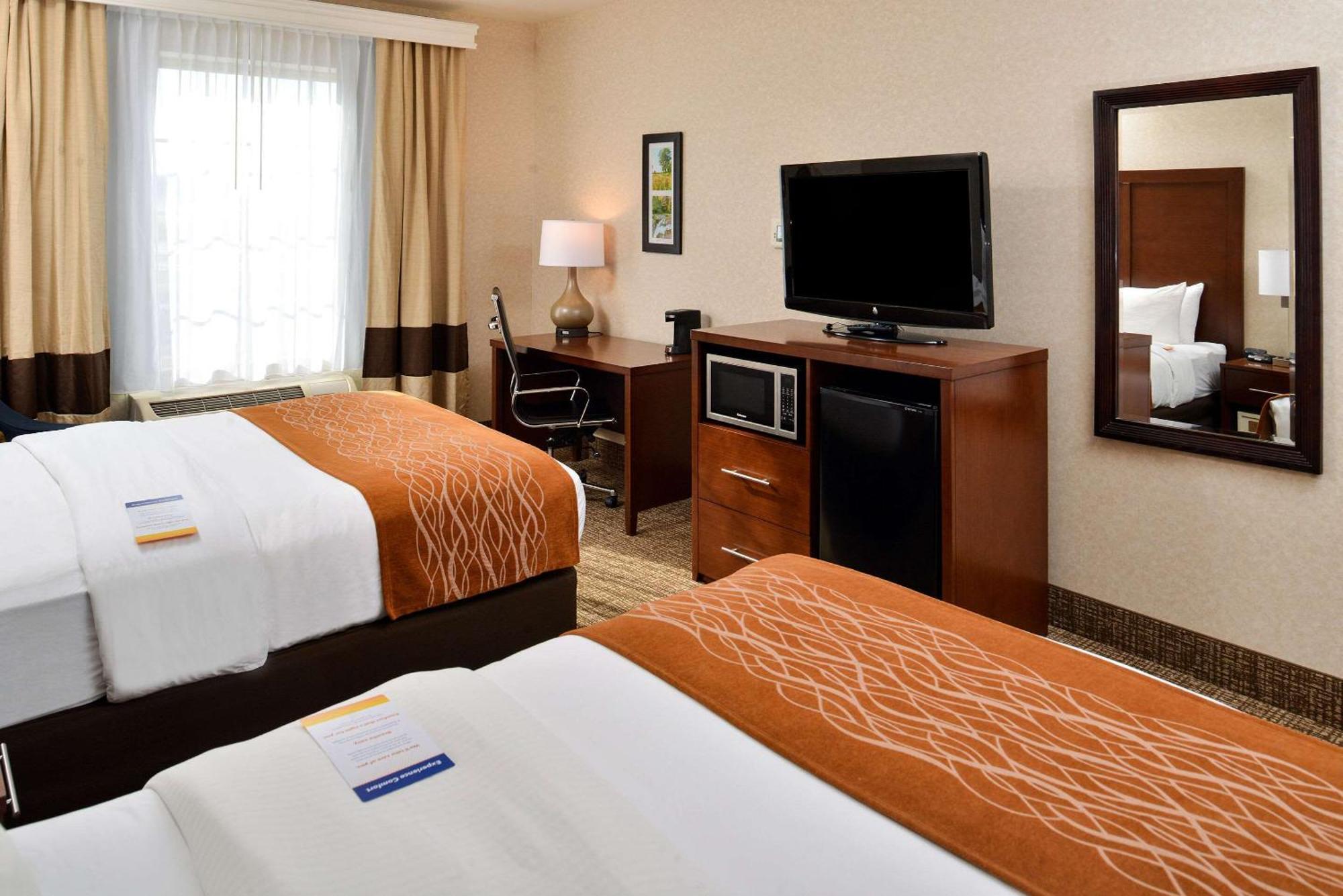 Comfort Inn & Suites Madison North Deforest Kültér fotó