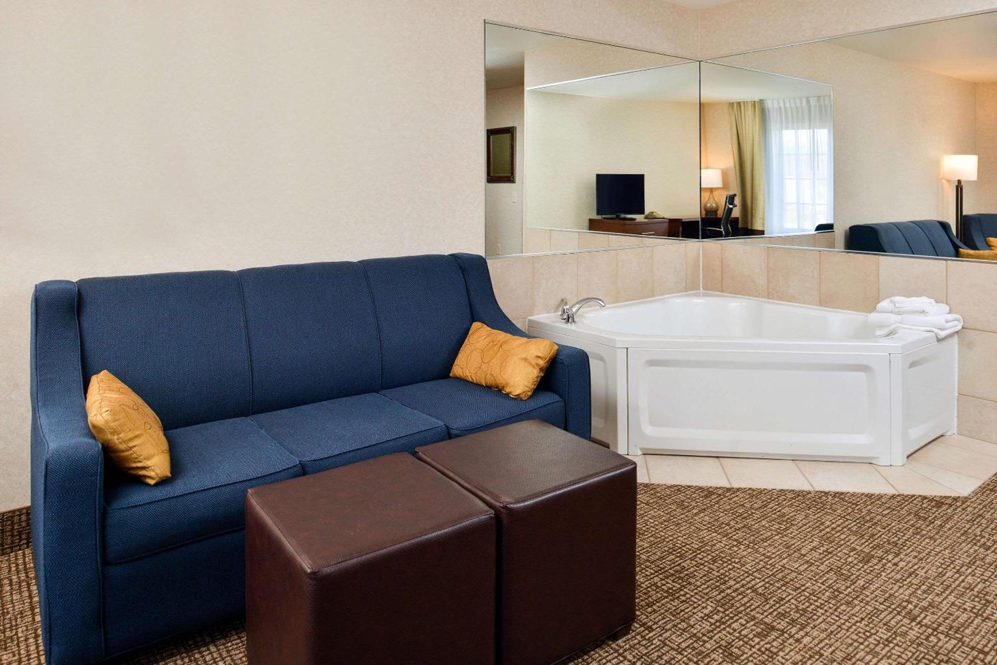 Comfort Inn & Suites Madison North Deforest Kültér fotó