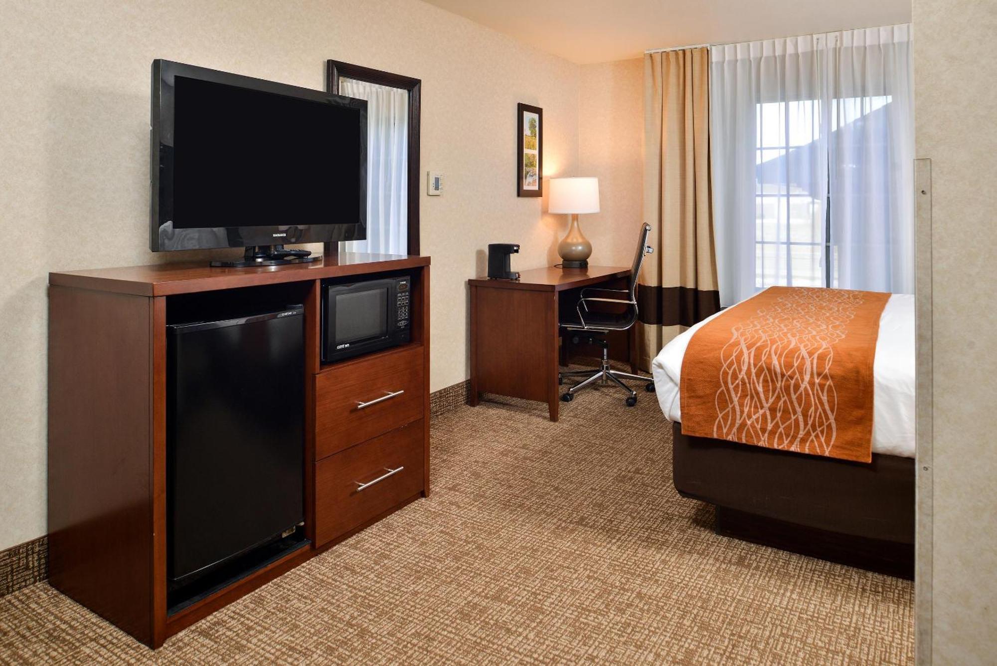 Comfort Inn & Suites Madison North Deforest Kültér fotó